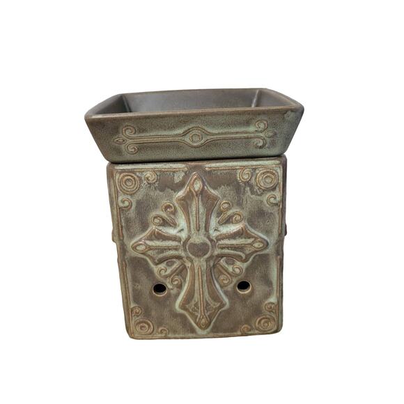 Scentsy DSW HOPE Cross Full Size Wax Warmer with Base No Box - Picture 1 of 5